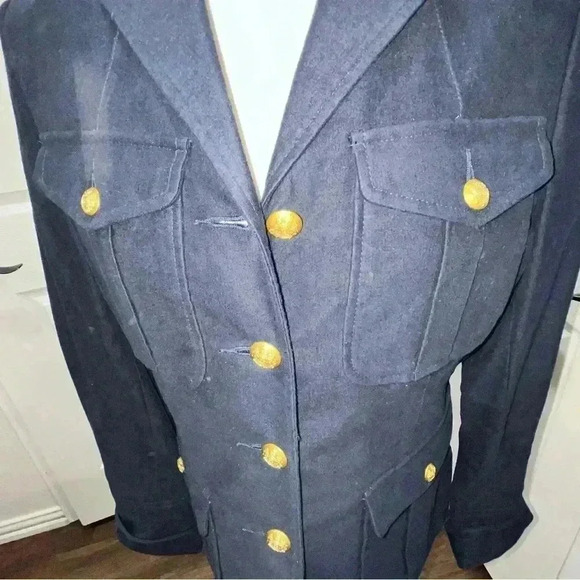 Lauren Ralph Lauren Navy Blue, fitted, gold button front jacket w pockets - Picture 5 of 14